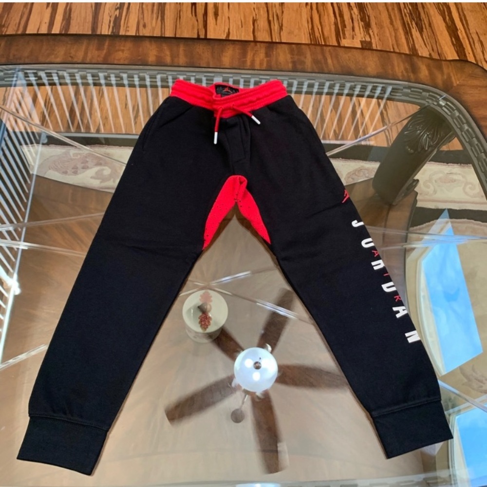 NIKE AIR JORDAN BOY'S SPECKLE JOGGER PANTS .